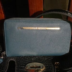 Steve Madden Blue Wallet